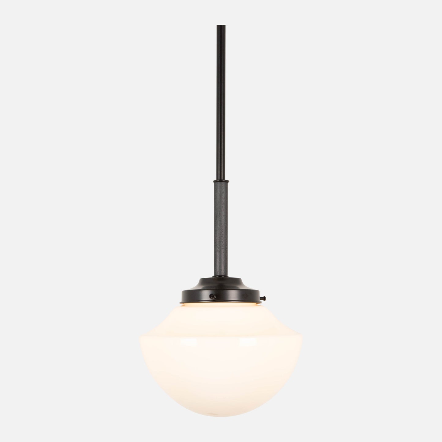 Dilworth Pendant w/ Scallop Shade