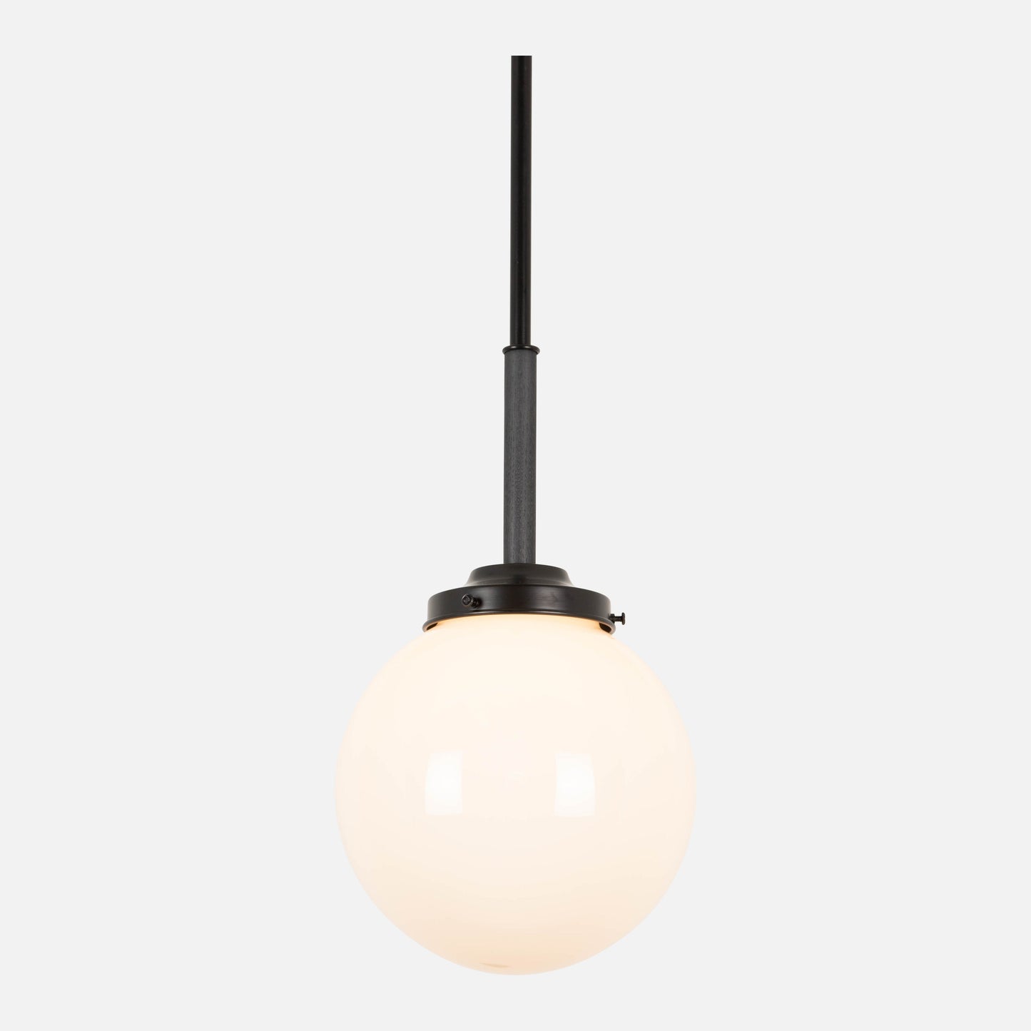 Dilworth Pendant w/ Globe Shade 8"